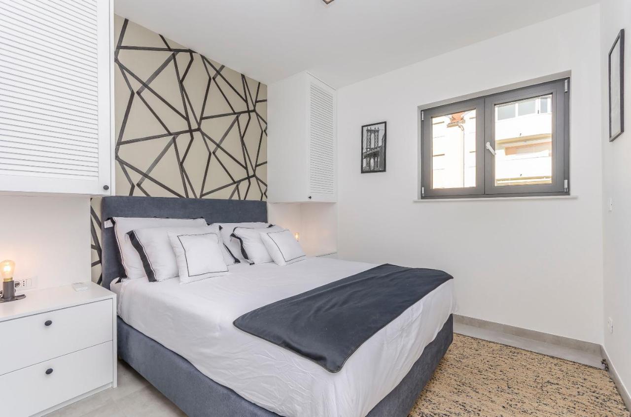Apartments Villa Adriana I スリマ 部屋 写真
