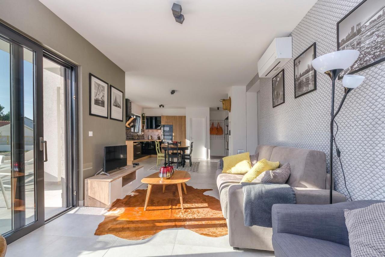 Apartments Villa Adriana I スリマ 部屋 写真